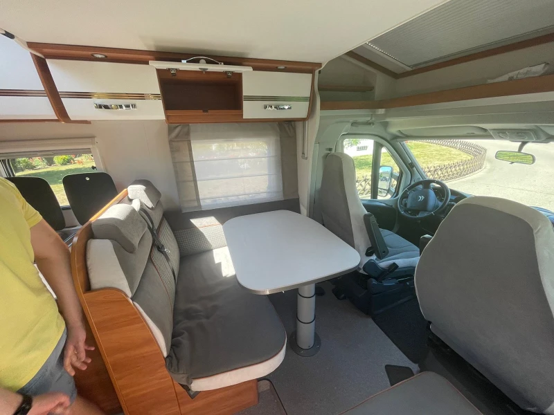 Кемпер HYMER / ERIBA Полуинтеграл, снимка 12 - Каравани и кемпери - 52210326