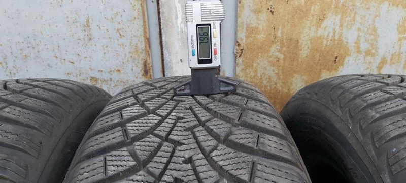 Гуми Зимни 205/60R16, снимка 5 - Гуми и джанти - 32915885