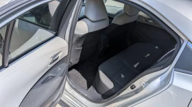 Toyota Corolla 1.5 CVT Executive, снимка 6
