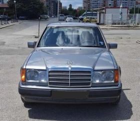 Обява за продажба на Mercedes-Benz 124 E 200 ~12 700 лв. - изображение 1