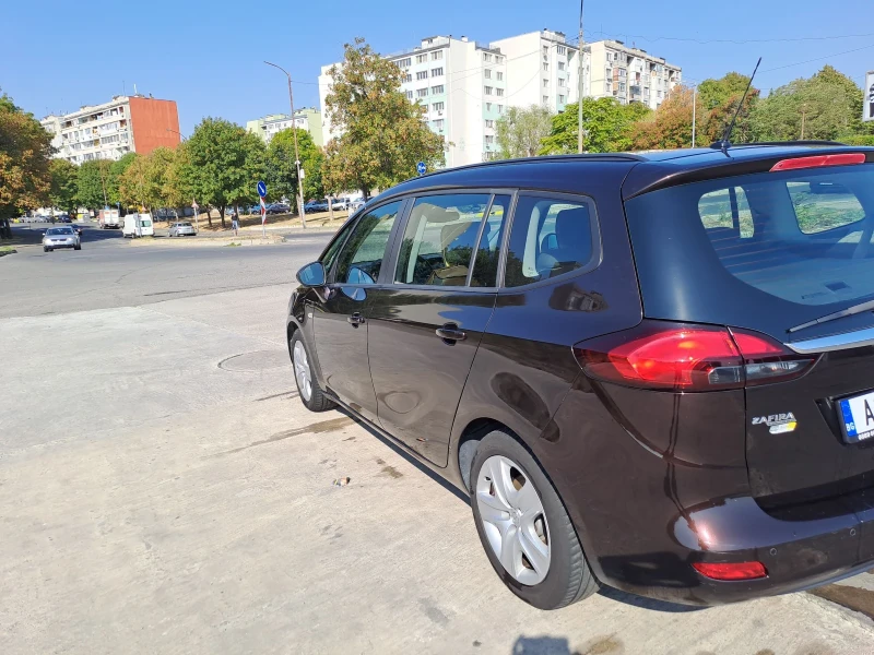 Opel Zafira, снимка 2 - Автомобили и джипове - 47233592