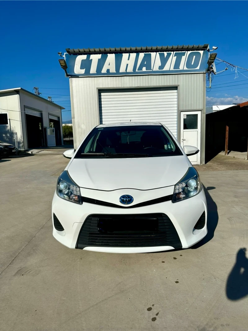 Toyota Yaris 1.5 Hybrid, снимка 2 - Автомобили и джипове - 47332301