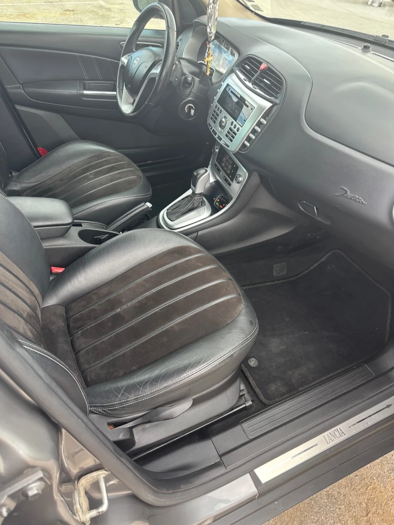 Lancia Delta 1.8 turbo, снимка 9 - Автомобили и джипове - 52488328