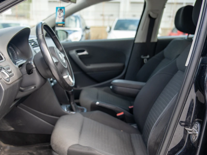 VW Polo 1.6 TD&#304; BLUEMOT&#304;ON, снимка 15 - Автомобили и джипове - 51944723