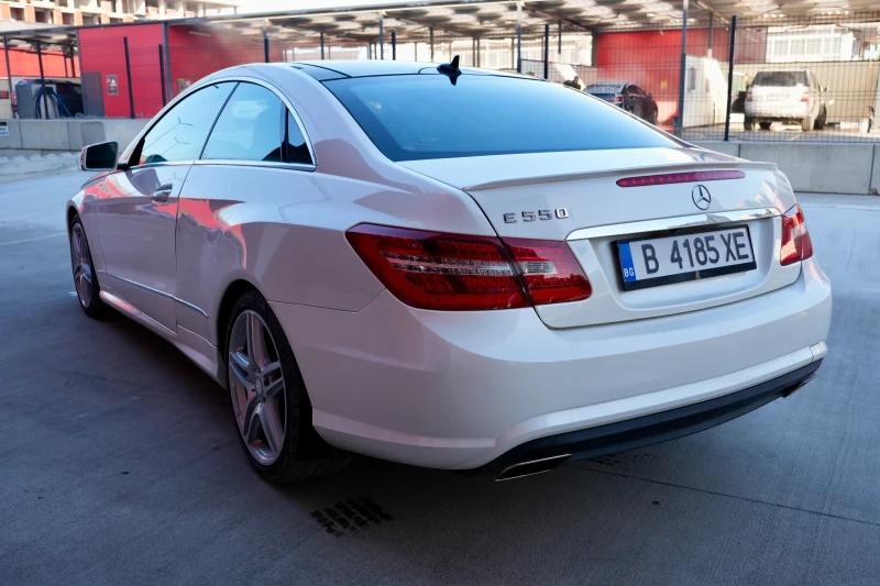 Mercedes-Benz E 500, снимка 4 - Автомобили и джипове - 52789925