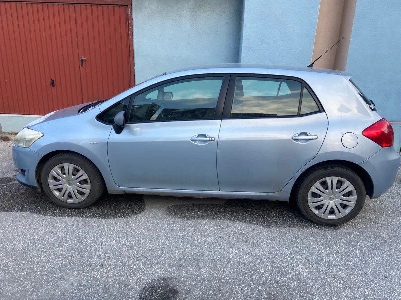 Toyota Auris, снимка 4 - Автомобили и джипове - 53132374