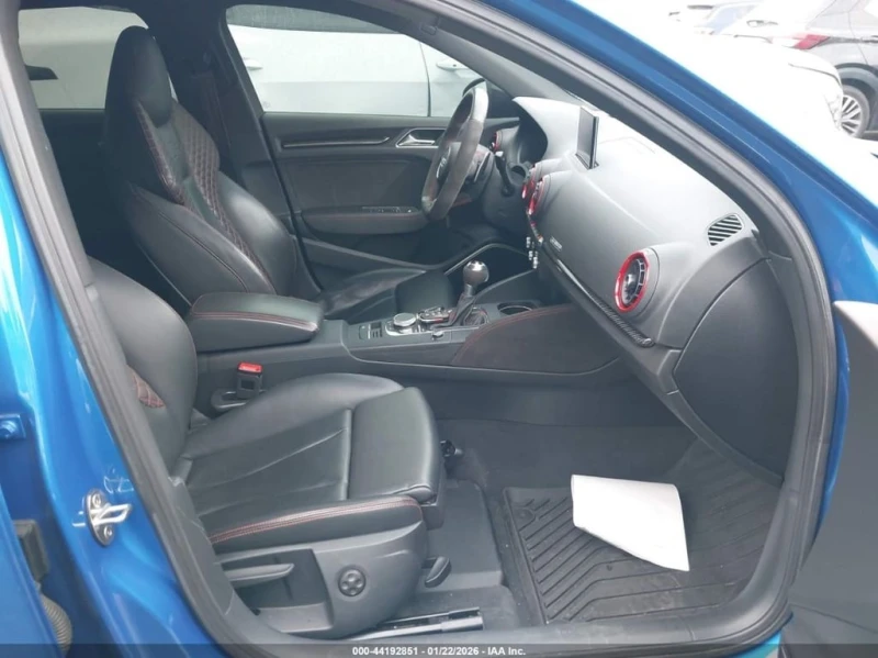 Audi Rs3 * 2.5T * CARFAX * БЕЗ ПЪРВОНАЧАЛНА ВНОСКА, снимка 5 - Автомобили и джипове - 53423141