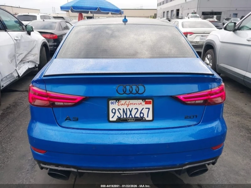 Audi Rs3 * 2.5T * CARFAX * БЕЗ ПЪРВОНАЧАЛНА ВНОСКА, снимка 17 - Автомобили и джипове - 53423141