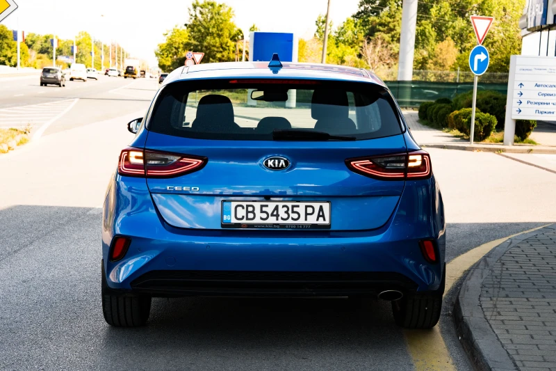 Kia Ceed 1.4 GDI 140p.s., снимка 4 - Автомобили и джипове - 53449662