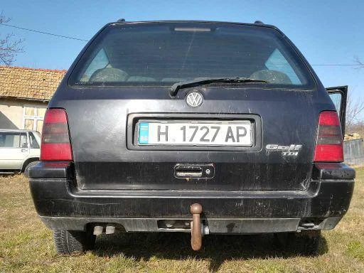 VW Golf 1.9 тди, снимка 4 - Автомобили и джипове - 34244063