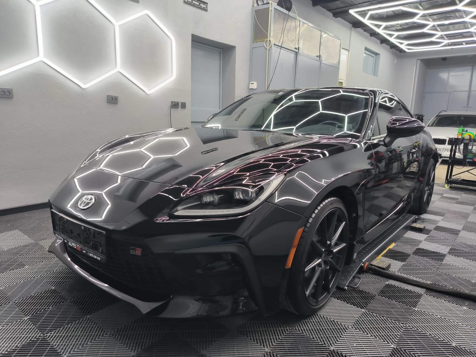 Toyota GR86 2.4i Premium Sport Performance Pack, снимка 1