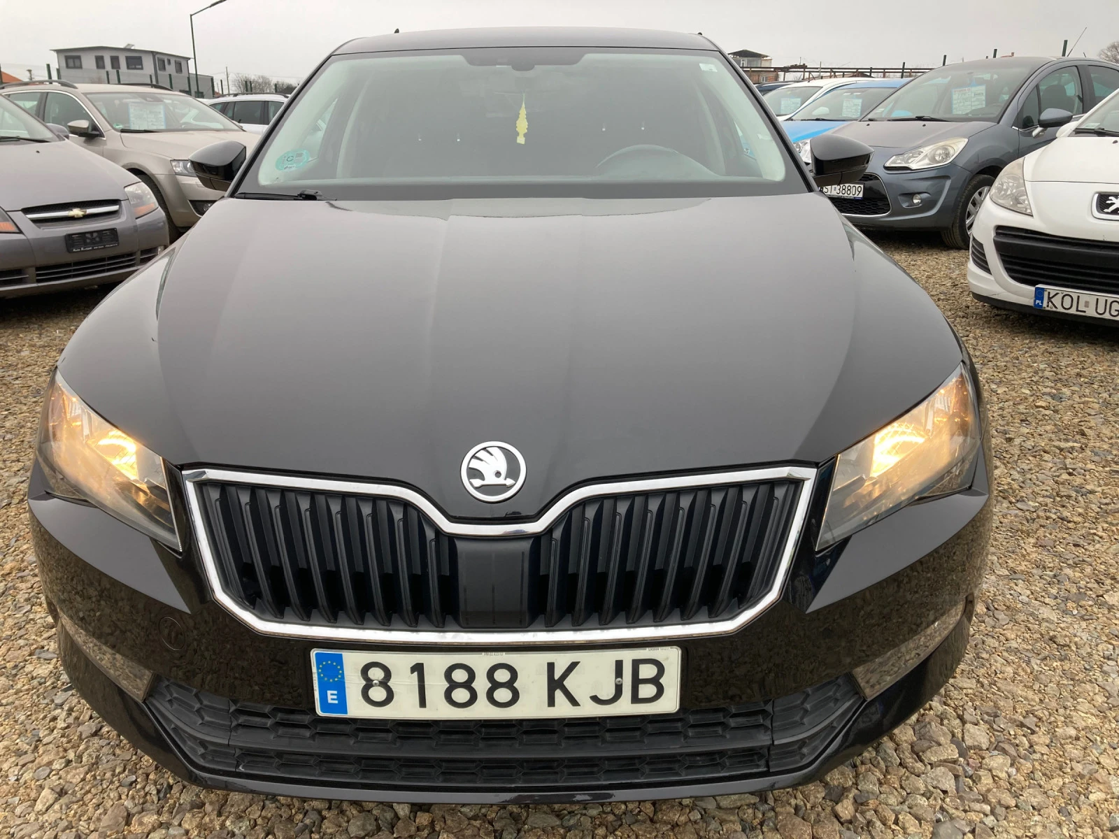 Skoda Superb 2.0  - изображение 3