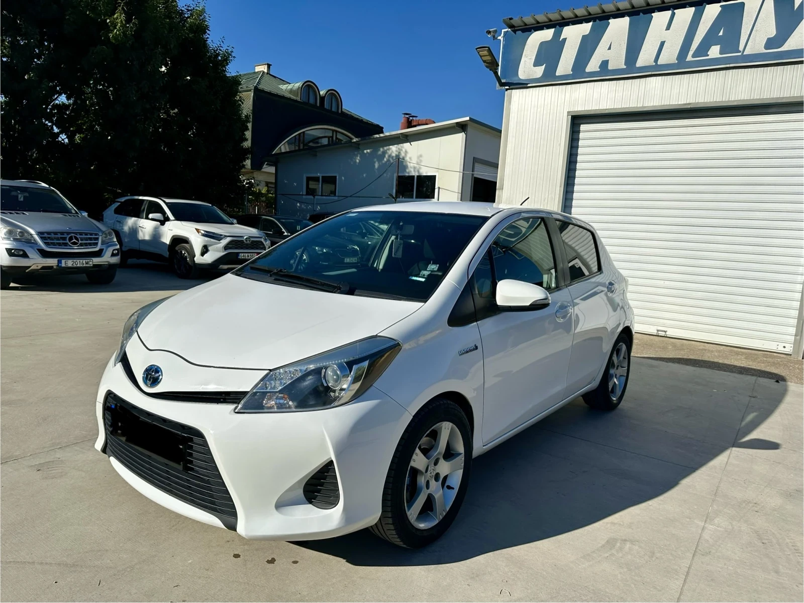 Toyota Yaris 1.5 Hybrid - изображение 3