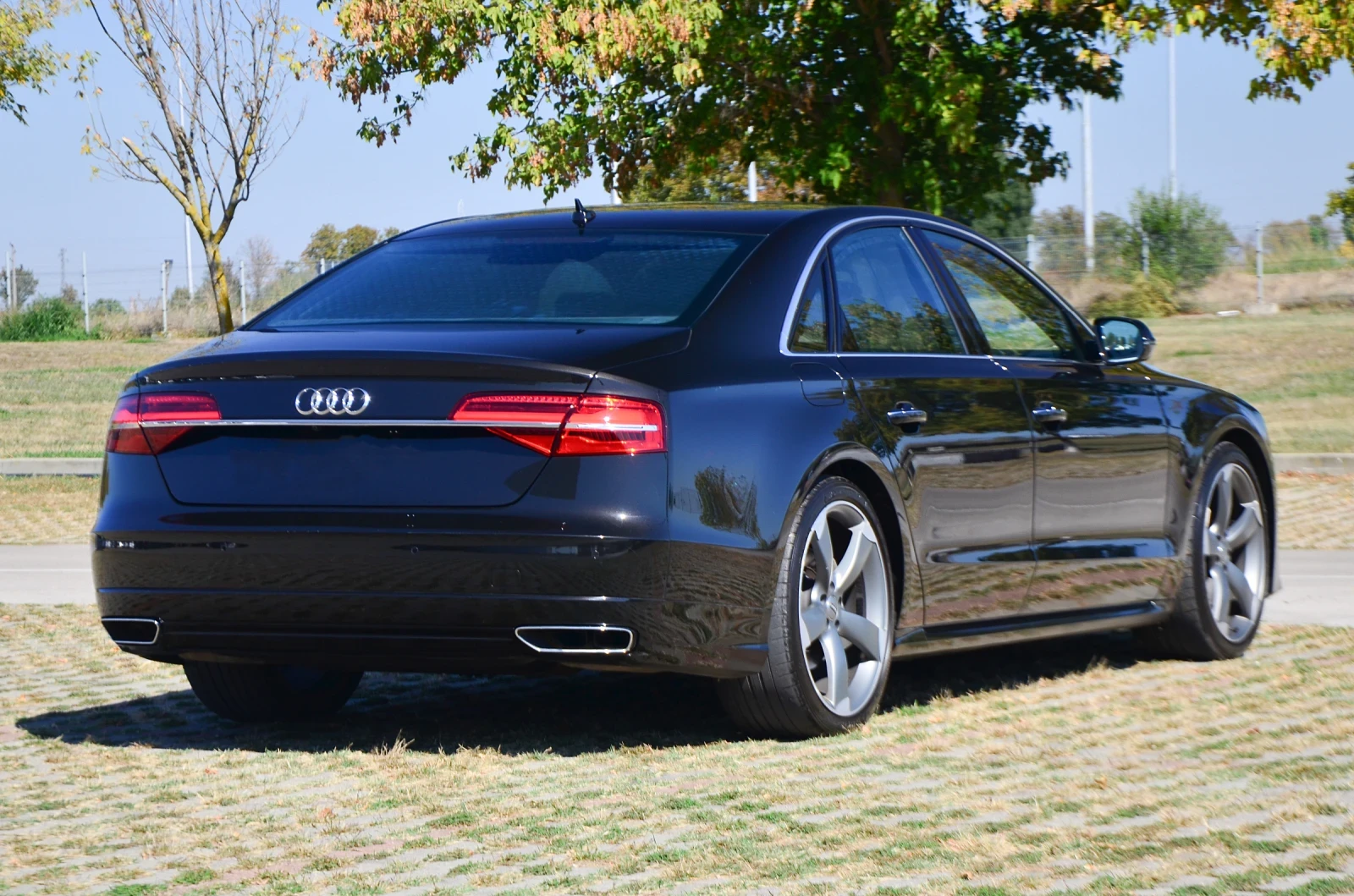 Audi A8 S8-pack-3.0tdi-262к.с-8ZF-Matrix - изображение 3