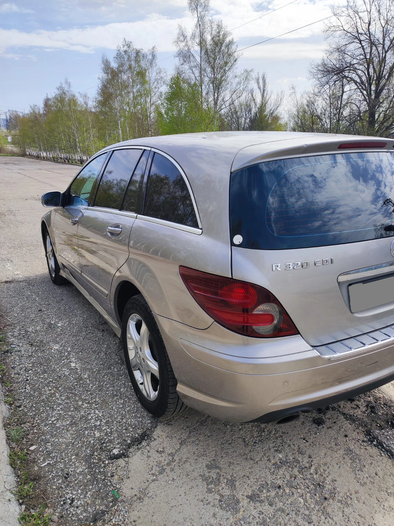 Mercedes-Benz R 320 CDI - изображение 3