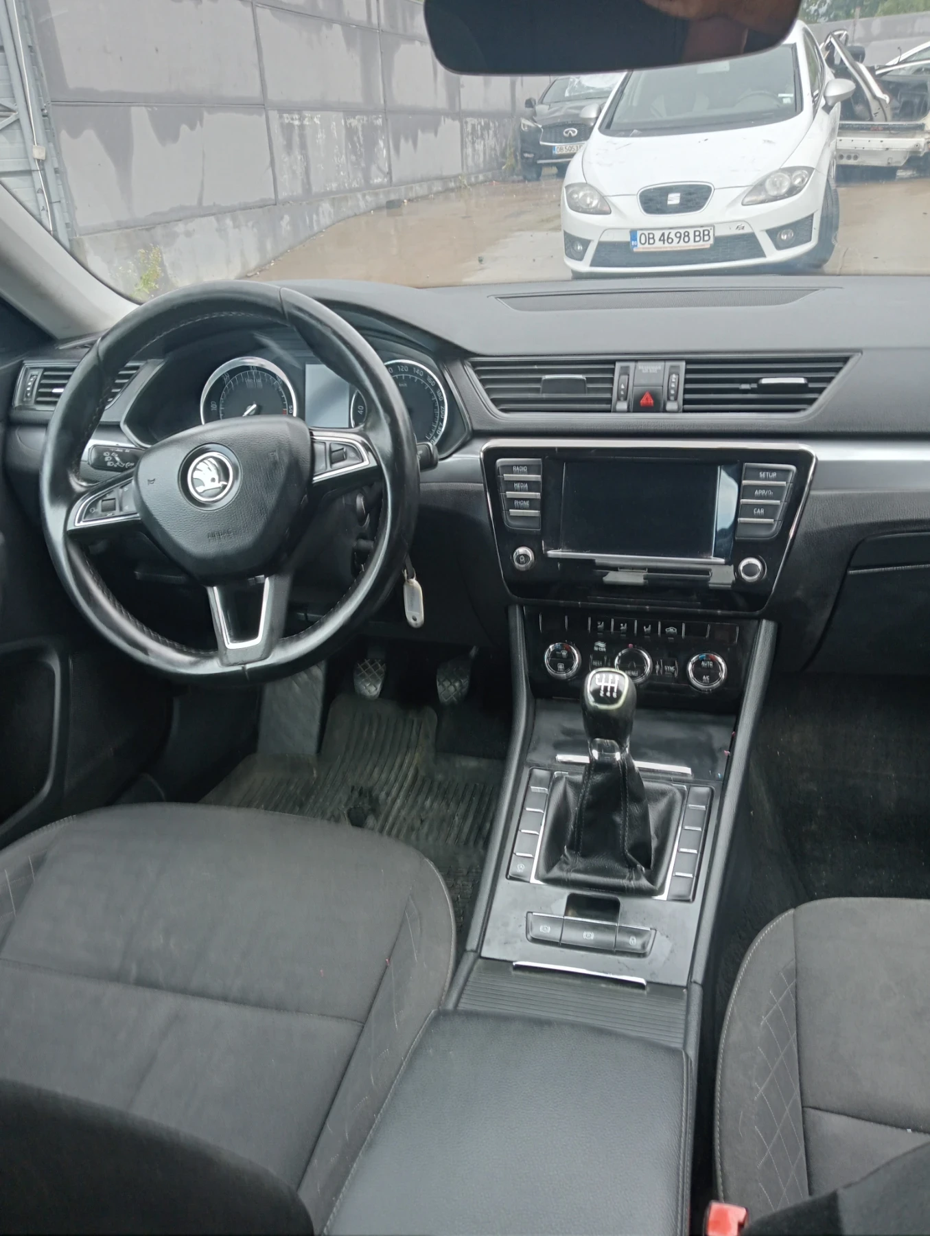 Skoda Superb  - изображение 5