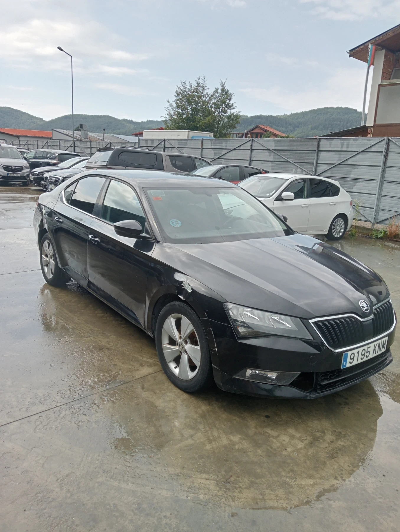 Skoda Superb  - изображение 3