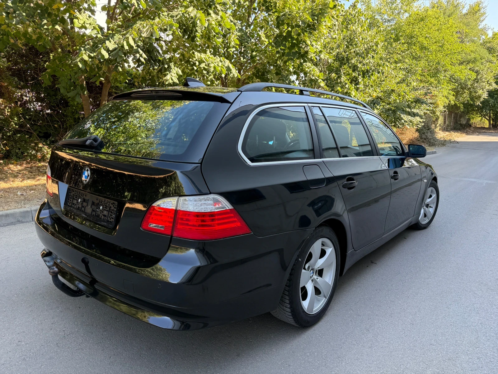 BMW 523 FACELIFT/AUTOMATIC - изображение 4