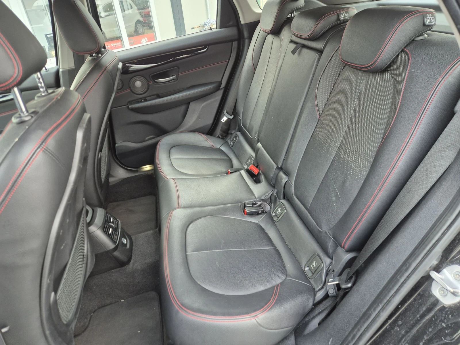 BMW 218 2.0d, снимка 13 - Автомобили и джипове - 52007593