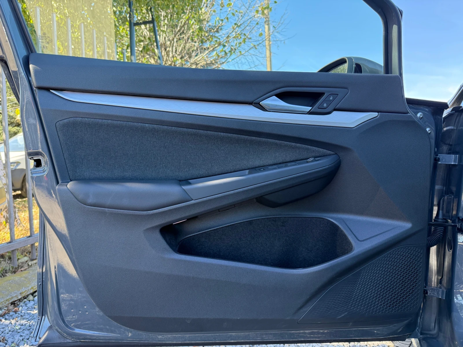 VW Golf Life 2.0TDI DSG  | Mobile.bg   11