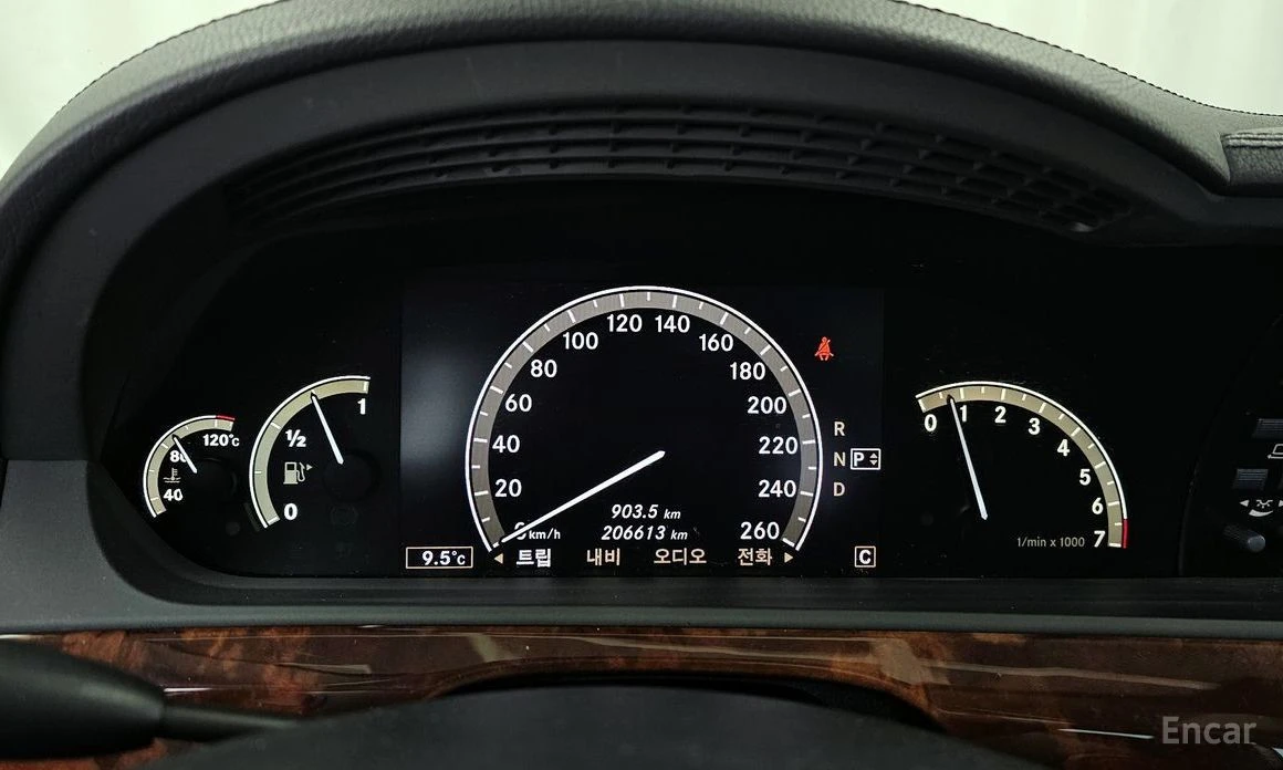 Mercedes-Benz S 550  - изображение 8