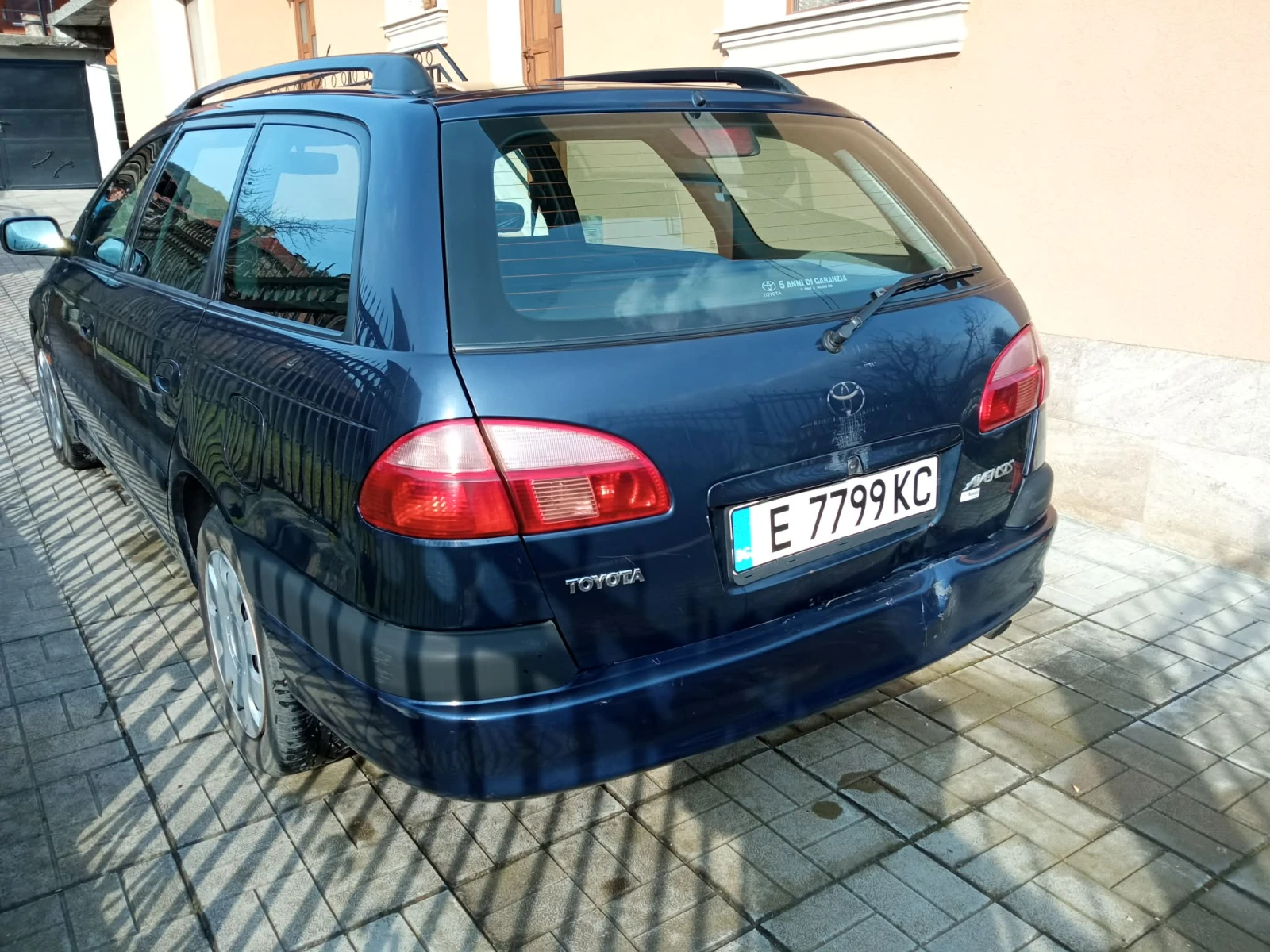 Toyota Avensis, снимка 2 - Автомобили и джипове - 53965701