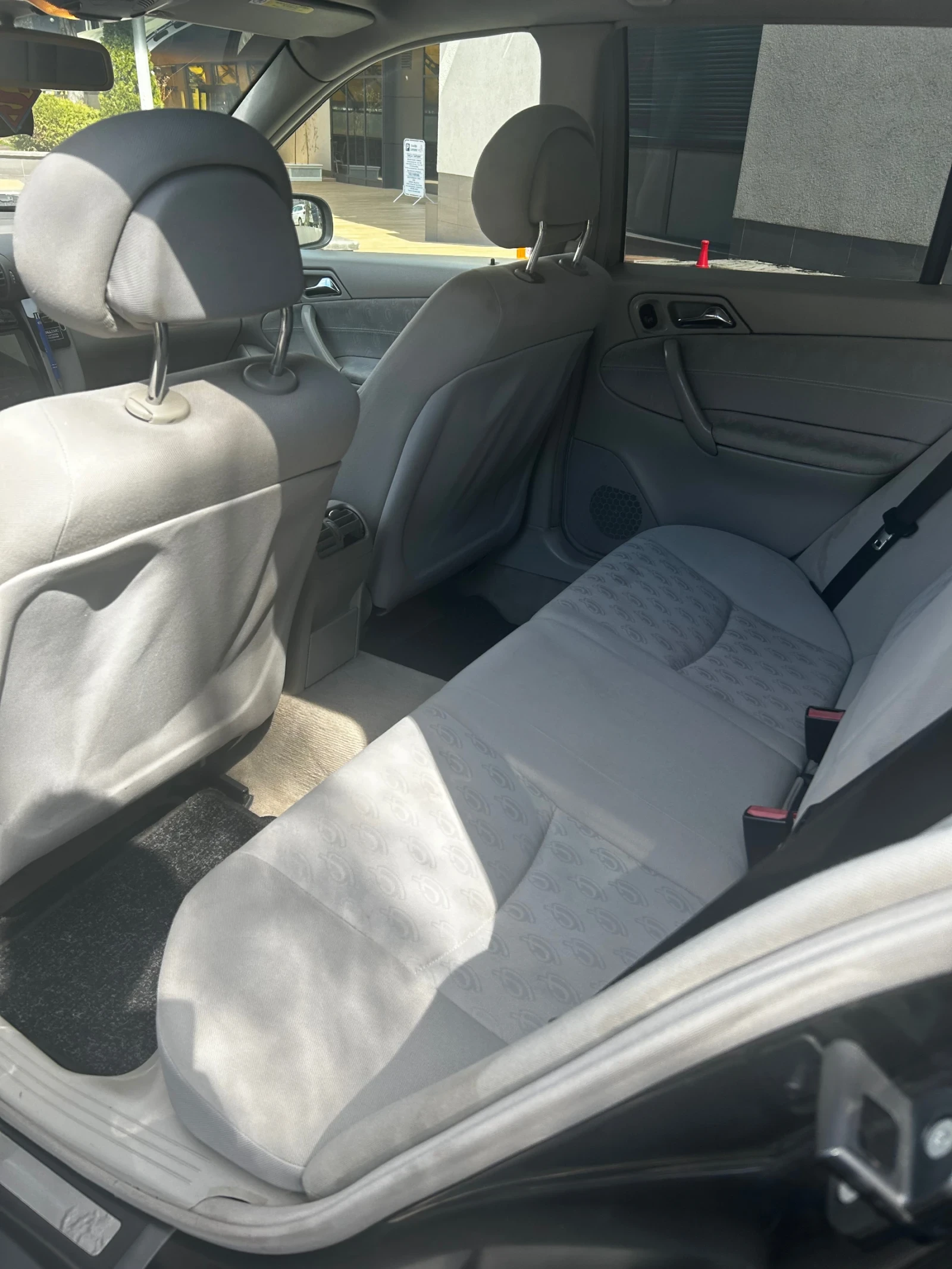 Mercedes-Benz C 200 2.2CDI , снимка 10 - Автомобили и джипове - 54125017