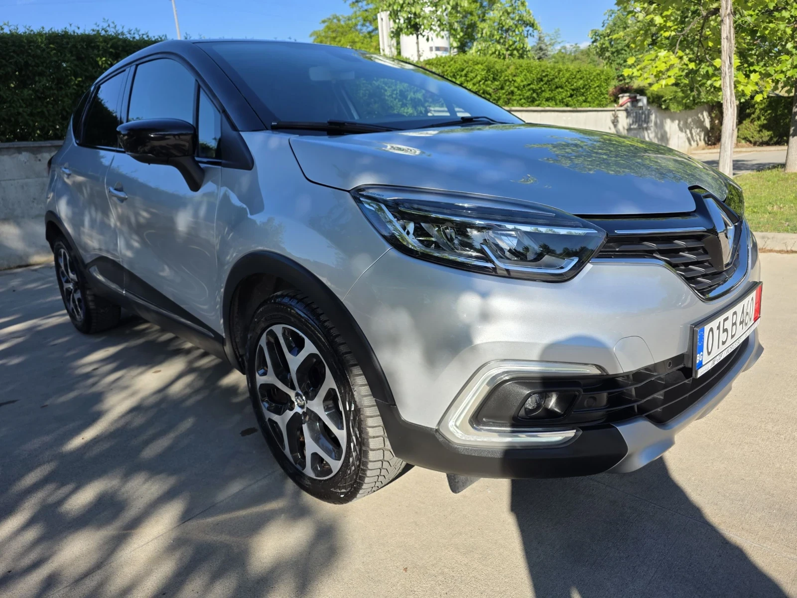Renault Captur 1.5dCI-90kc, снимка 7 - Автомобили и джипове - 54562231