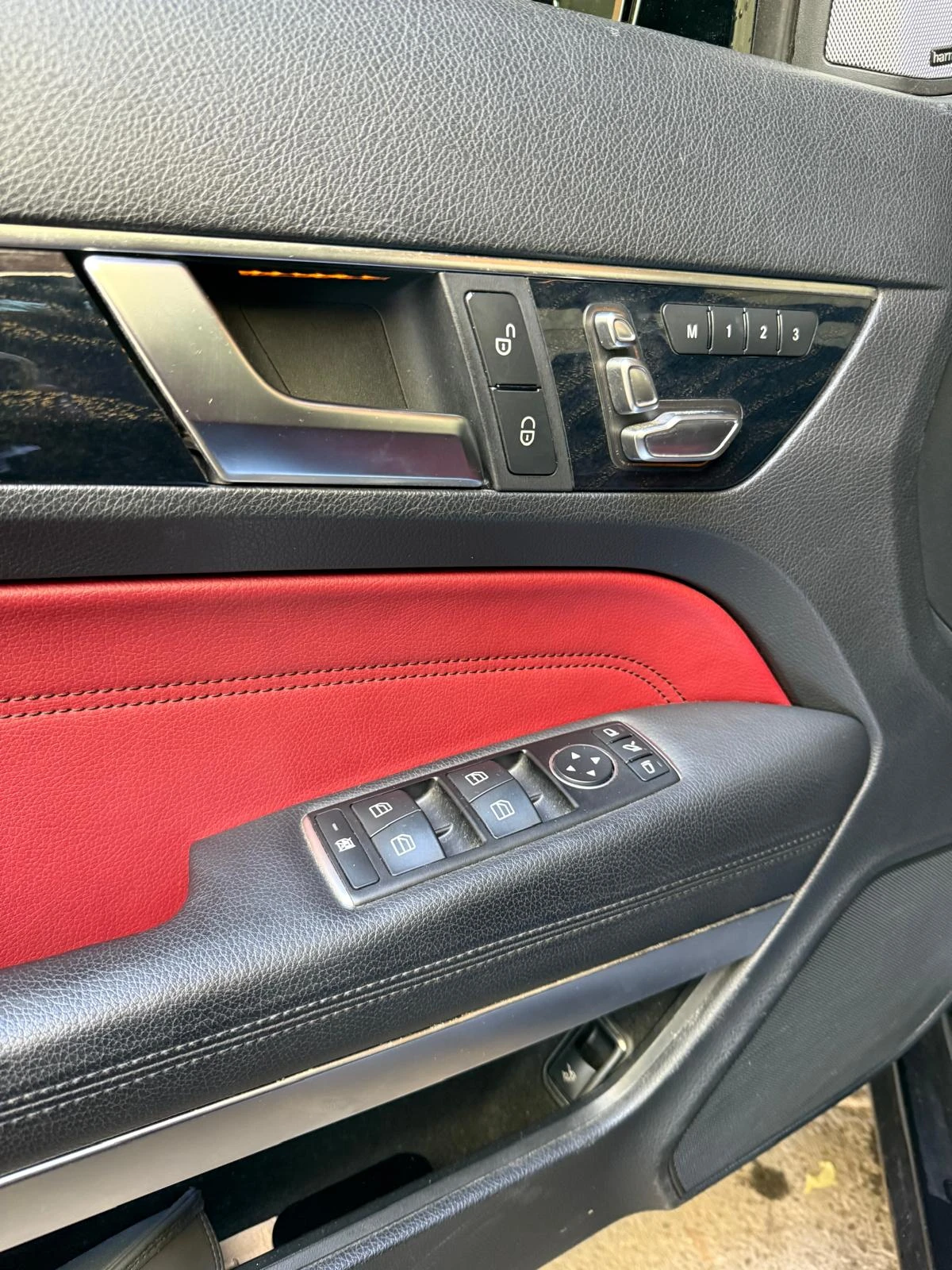 Mercedes-Benz E 400 Coupe AMG sytle 4matic панорамен люк хармонкардон , снимка 11 - Автомобили и джипове - 55307197