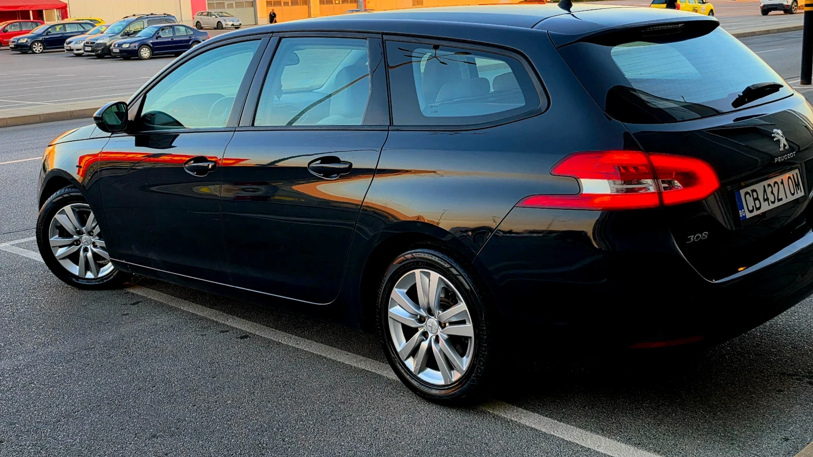 Peugeot 308 1.2 Автоматик евро 6, снимка 5 - Автомобили и джипове - 56066899
