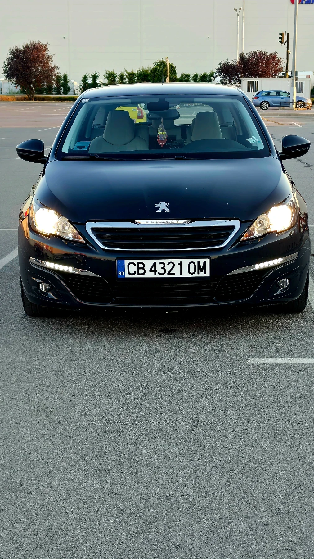 Peugeot 308 1.2 Автоматик евро 6, снимка 6 - Автомобили и джипове - 56066899