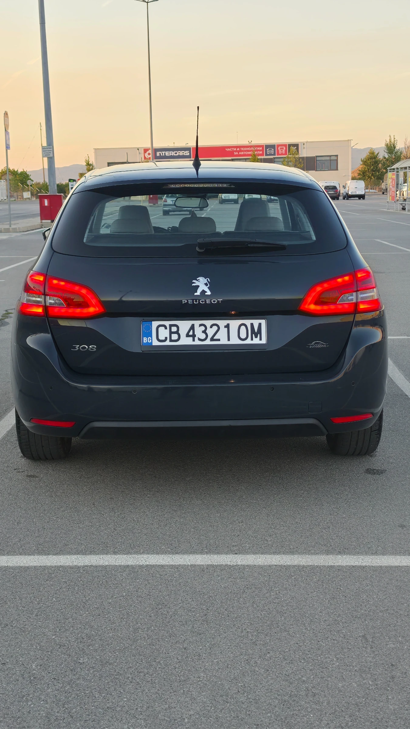 Peugeot 308 1.2 Автоматик евро 6, снимка 7 - Автомобили и джипове - 56066899