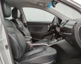 Kia Sportage 2.0CRDI* 136к.с* 4WD* , снимка 12