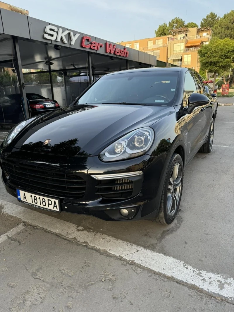 Porsche Cayenne 3.0d Facelift , снимка 1 - Автомобили и джипове - 47642547