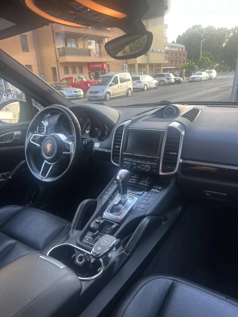 Porsche Cayenne 3.0d Facelift , снимка 6 - Автомобили и джипове - 47642547