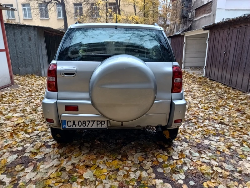 Toyota Rav4, снимка 2 - Автомобили и джипове - 48262232