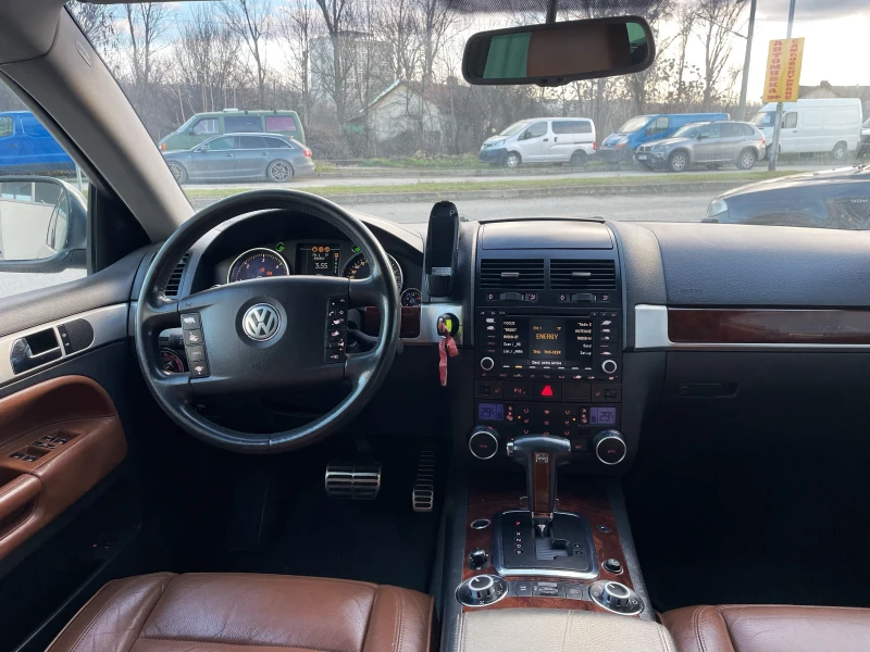 VW Touareg 5.0TDI* KEYLESS, снимка 7 - Автомобили и джипове - 48268015