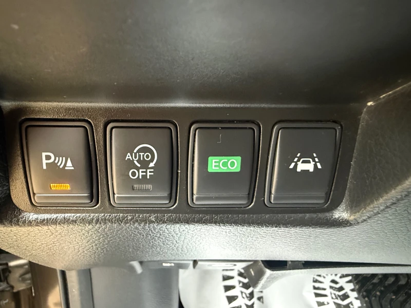 Nissan Qashqai TEKNA ИЗПЪЛНЕНИЕ , снимка 9 - Автомобили и джипове - 52148421