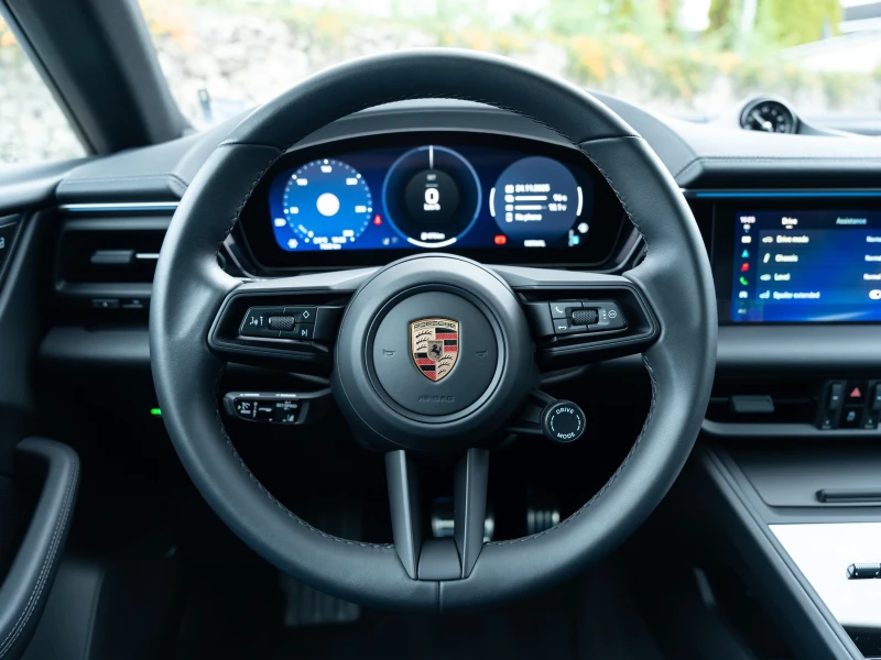 Porsche Macan 4S, снимка 9 - Автомобили и джипове - 52527243