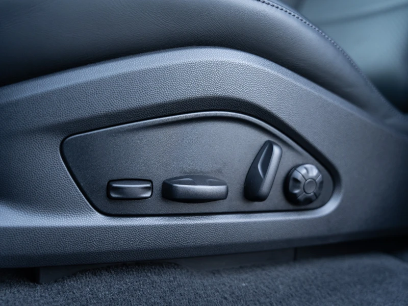 Porsche Macan 4S, снимка 16 - Автомобили и джипове - 52527243