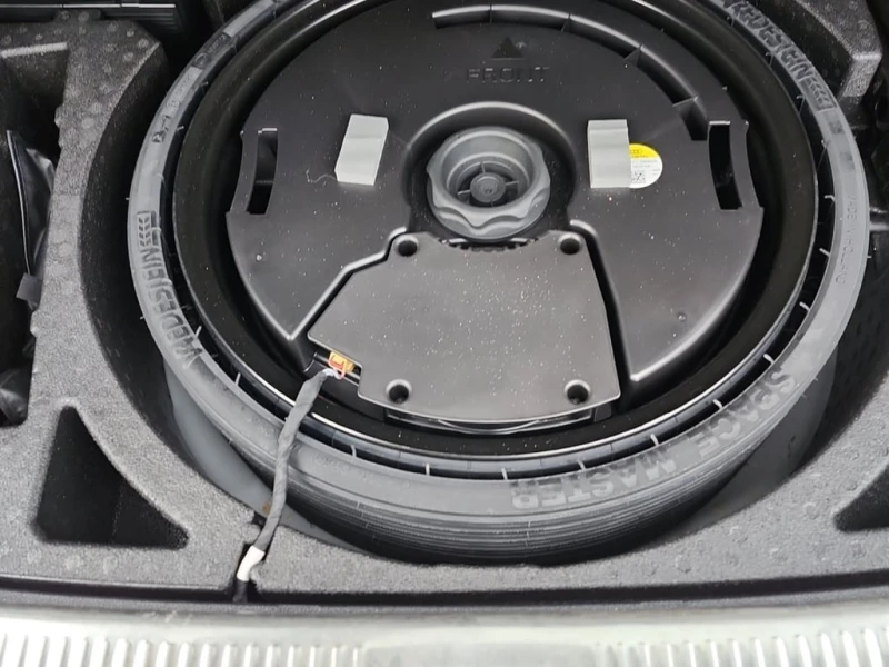 Audi Q5 * PROGRESSIV * CARFAX * БЕЗ ПЪРВОНАЧАЛНА ВНОСКА, снимка 15 - Автомобили и джипове - 53090996