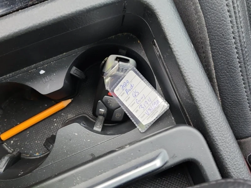 Audi Q5 * PROGRESSIV * CARFAX * БЕЗ ПЪРВОНАЧАЛНА ВНОСКА, снимка 8 - Автомобили и джипове - 53090996