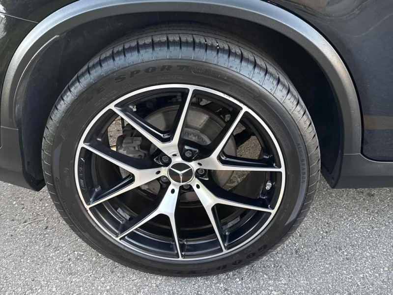 Mercedes-Benz GLC * AMG 43 * CARFAX * БЕЗ ПЪРВОНАЧАЛНА ВНОСКА, снимка 10 - Автомобили и джипове - 53204384