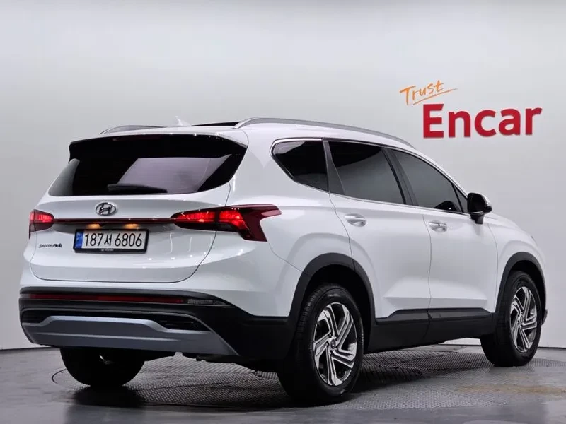 Hyundai Santa fe Diesel 2.2 2Wd Prestige, снимка 2 - Автомобили и джипове - 55061533