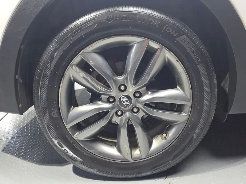 Hyundai Santa fe 2.0 CRDi 4WD - САМО 30% АВАНС, снимка 5 - Автомобили и джипове - 56159104