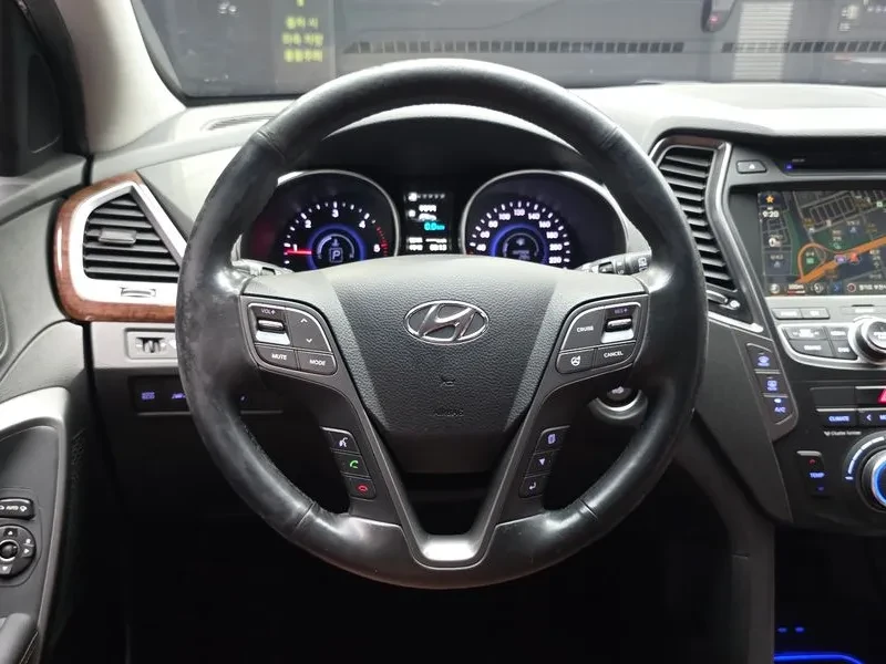 Hyundai Santa fe 2.0 CRDi 4WD - САМО 30% АВАНС, снимка 13 - Автомобили и джипове - 56159104