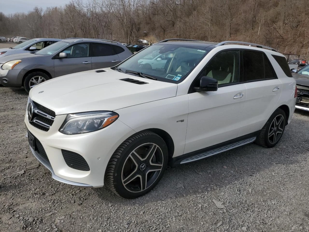 Mercedes-Benz GLE 43 AMG 4MATIC* Harman/Kardon* Камера* Keyless* Пано - изображение 2