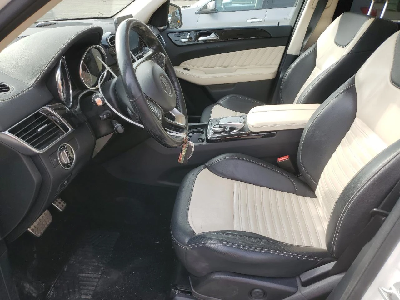 Mercedes-Benz GLE 43 AMG 4MATIC* Harman/Kardon* Камера* Keyless* Пано - изображение 7