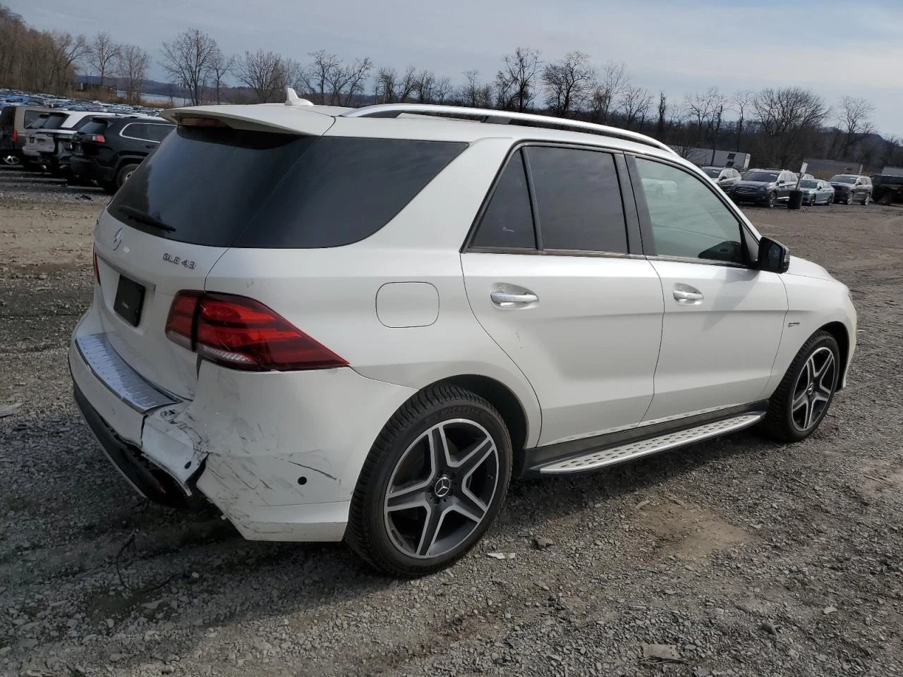 Mercedes-Benz GLE 43 AMG 4MATIC* Harman/Kardon* Камера* Keyless* Пано - изображение 6
