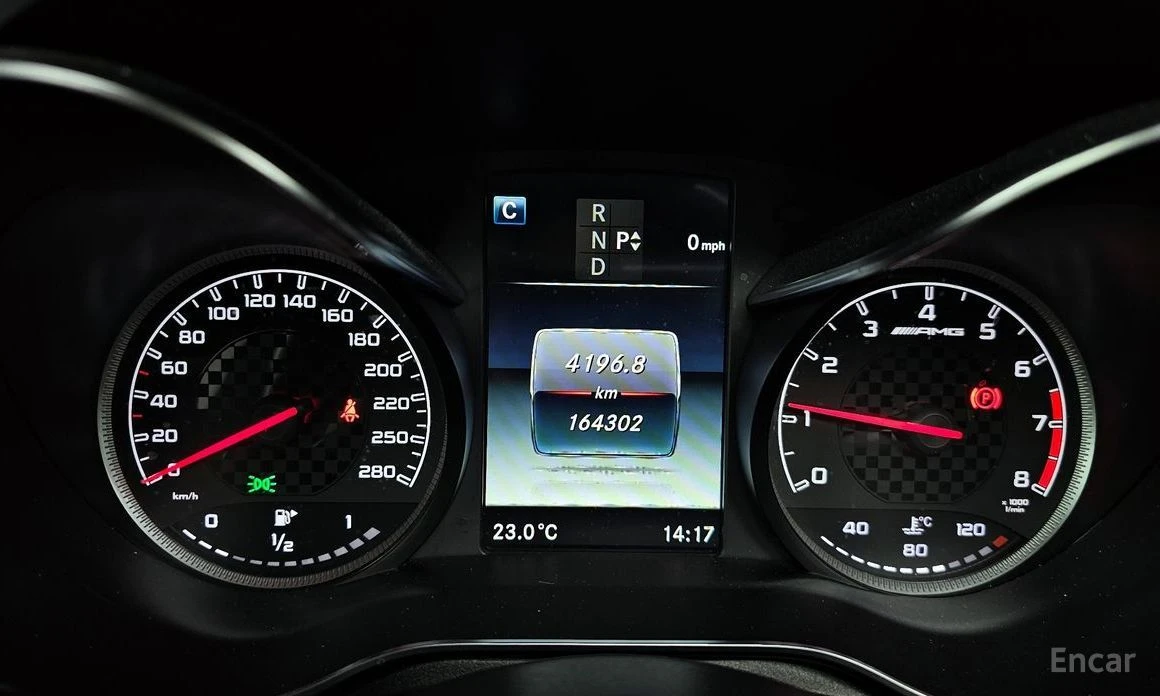 Mercedes-Benz GLC 43 AMG  - изображение 8